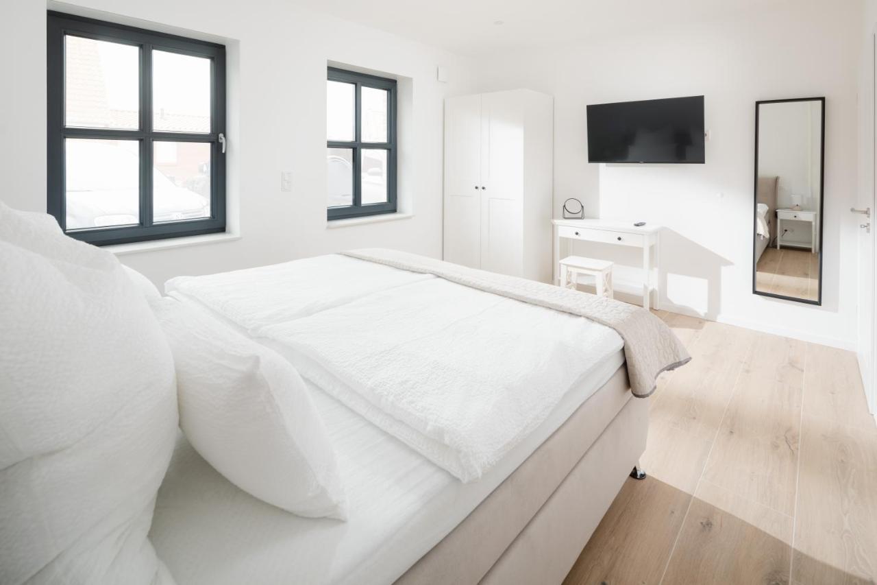 Kuesten Suite Sued - Seitliche Wasserlage, Terrasse, 70Qm Гретзиль Экстерьер фото